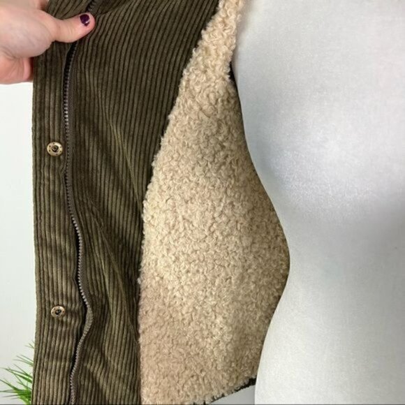 Unreal Fur Berkeley Puffer Jacket Womens corduroy olive green size XS - Picture 8 of 12